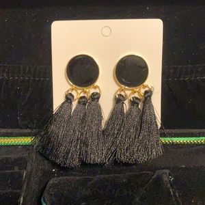 🟢 Round Charm Tassel Drop Earrings 🟢